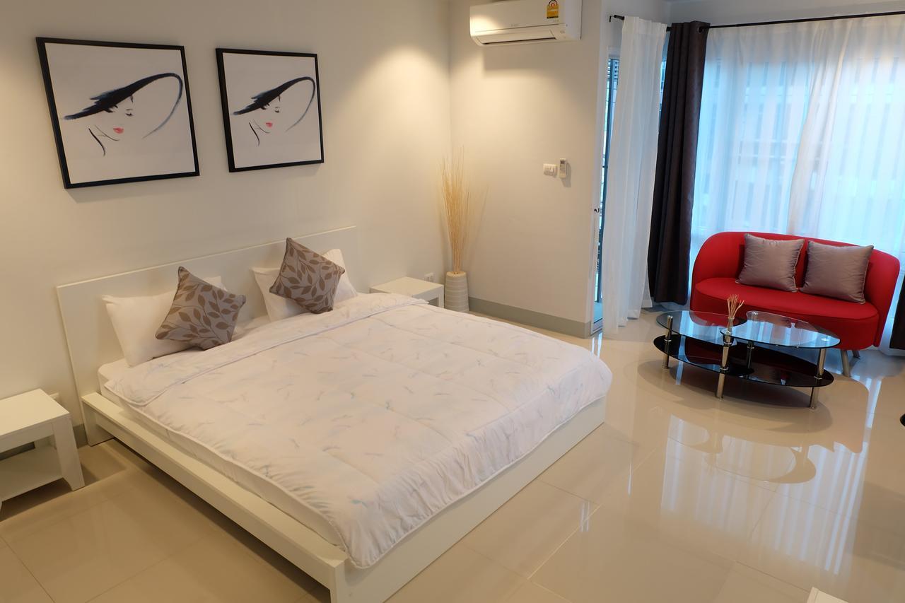 DewyHouse Hostel Chiang Mai Buitenkant foto
