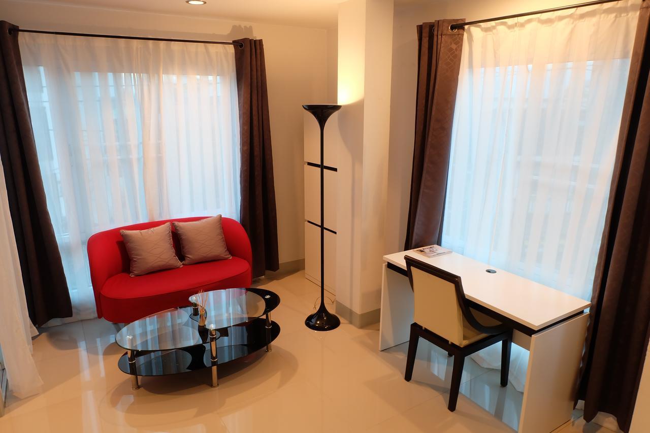 DewyHouse Hostel Chiang Mai Buitenkant foto