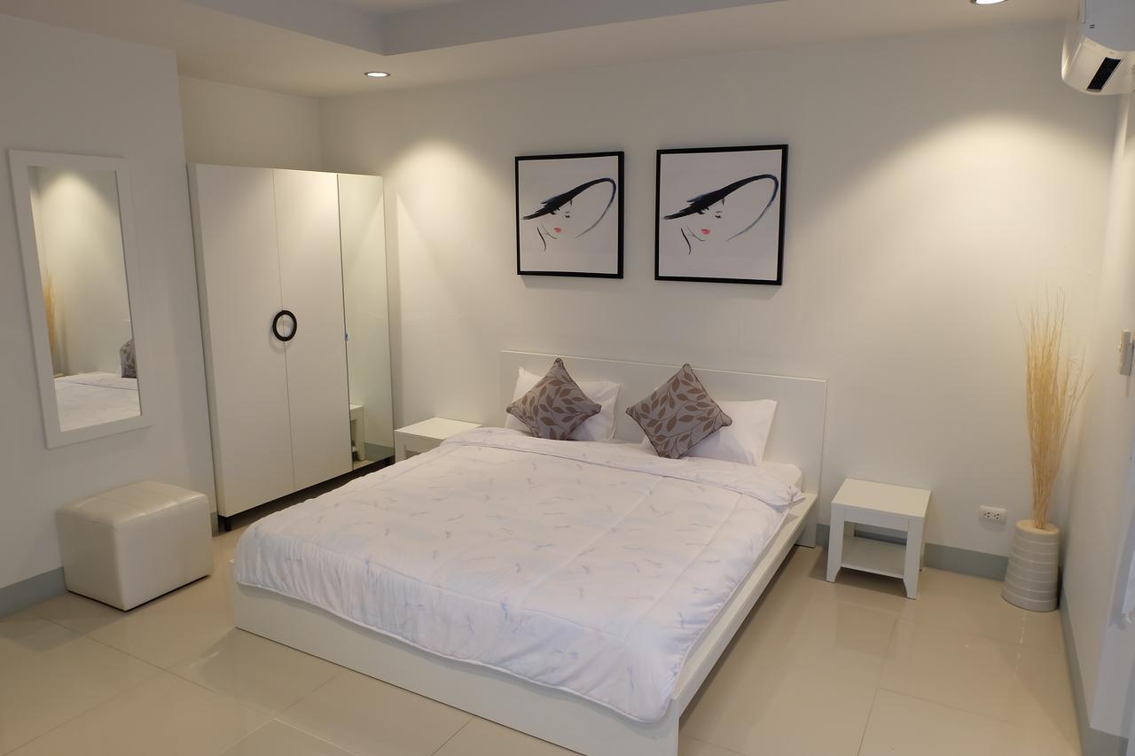 DewyHouse Hostel Chiang Mai Buitenkant foto