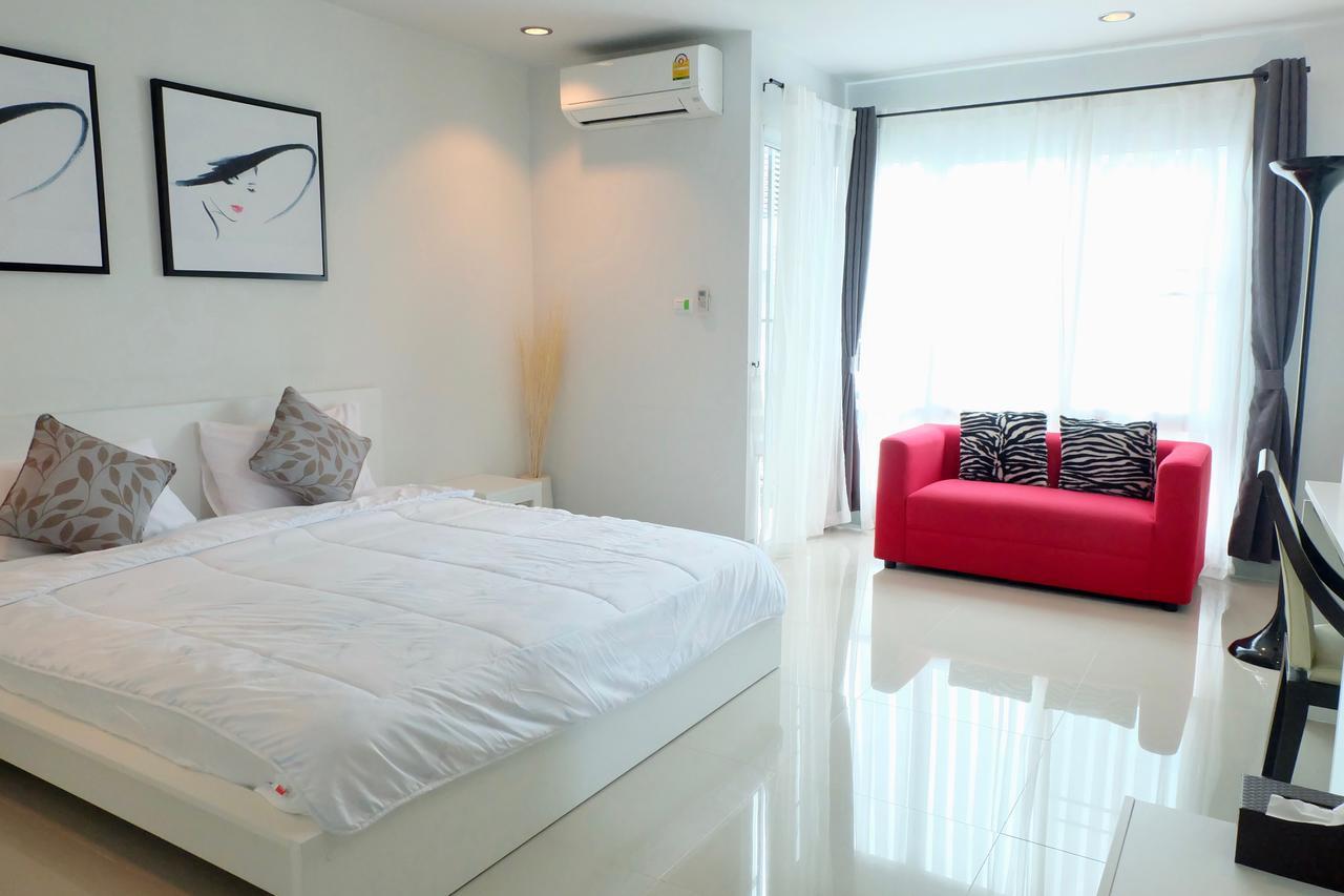 DewyHouse Hostel Chiang Mai Buitenkant foto