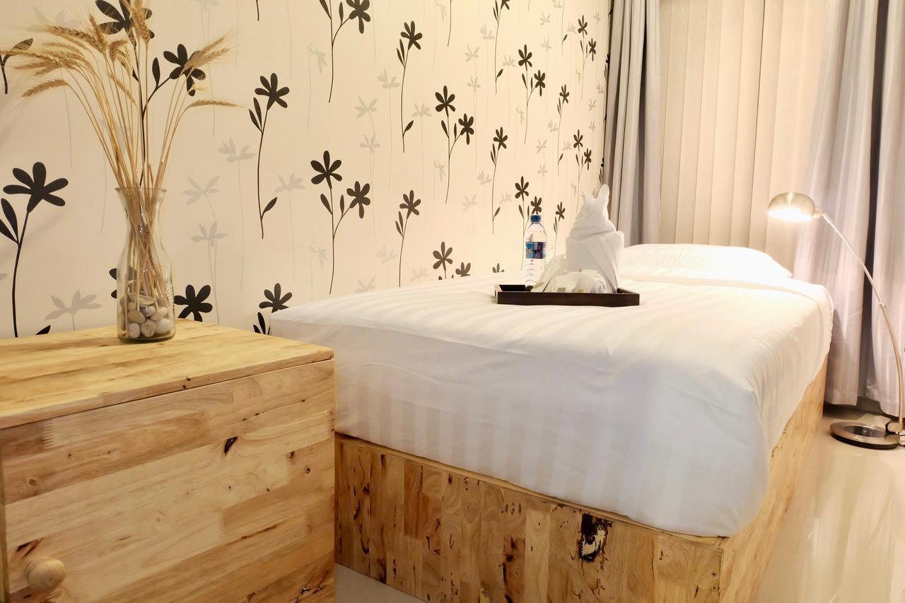 DewyHouse Hostel Chiang Mai Buitenkant foto